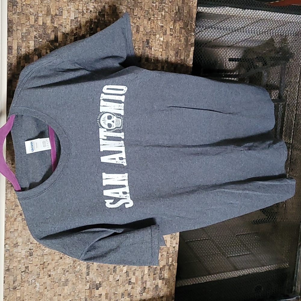 Men's t shirt